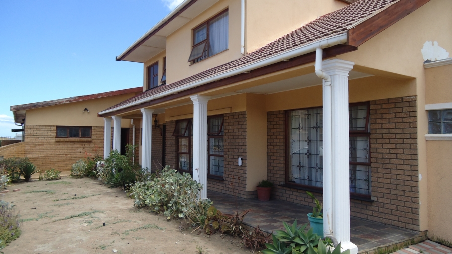 3 Bedroom Property for Sale in Gustrouw Western Cape